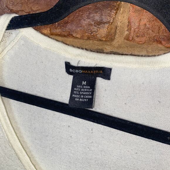 BCBGMaxAzria Cream Long Sleeve Wool Blend Sweater Women's Size Medium - Picture 3 of 5